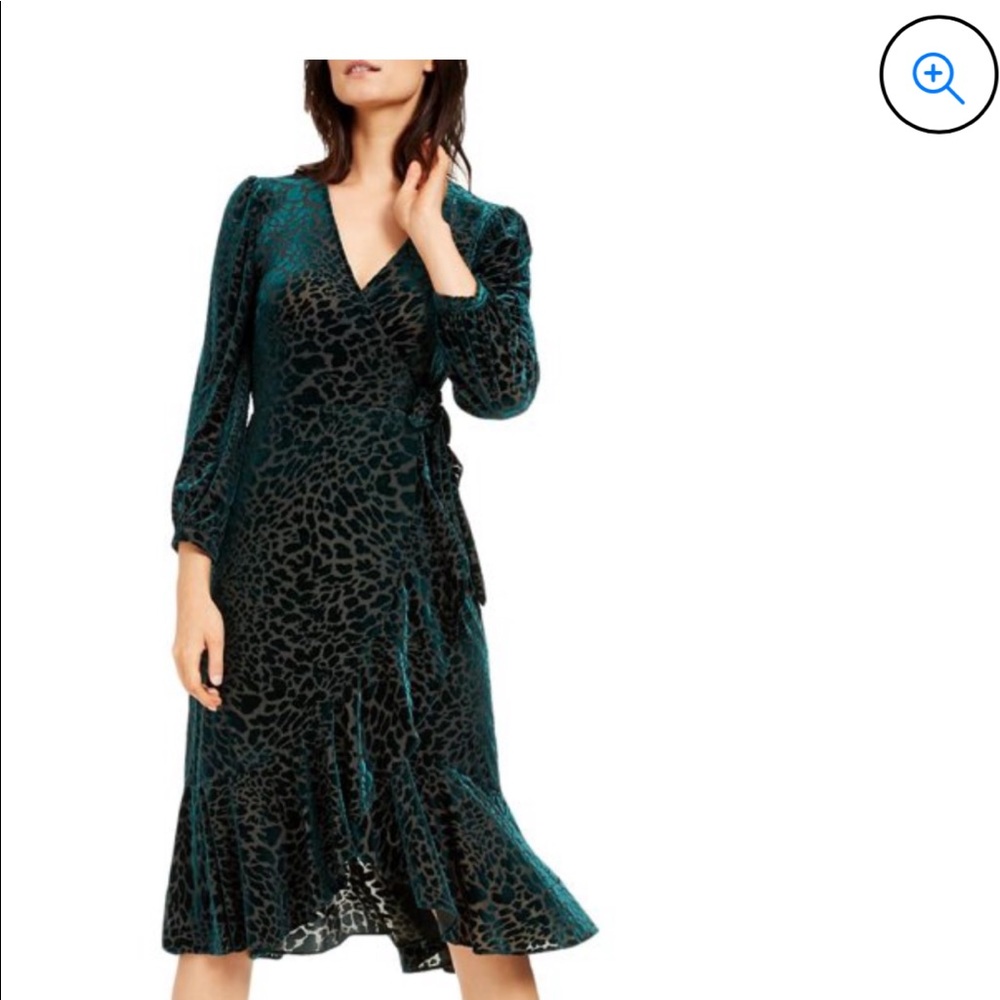 Calvin Klein>Emerald flocked velvet burn out animal print tie dress